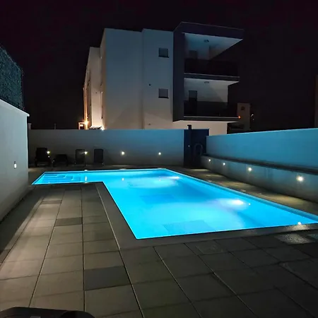 Apartman West Star *