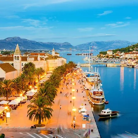 דירה West Star